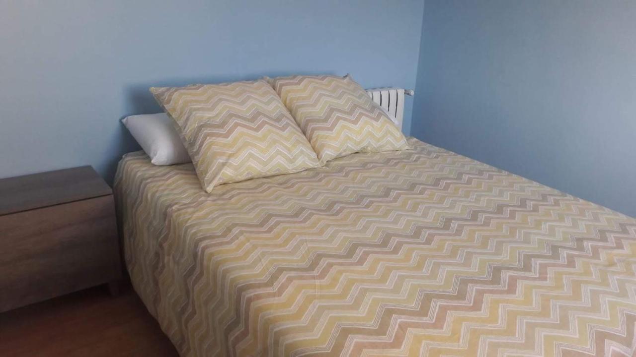 Apartamento Con Terraza En El Casco Historico Оуренсе Екстериор снимка