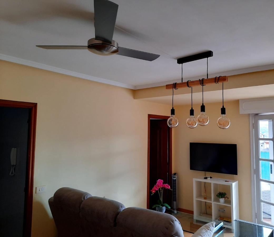 Apartamento Con Terraza En El Casco Historico Оуренсе Екстериор снимка